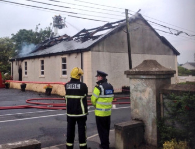 Convoy Orange Hall Burnt Down In Overnight Fire Highland Radio Latest Donegal News And Sport
